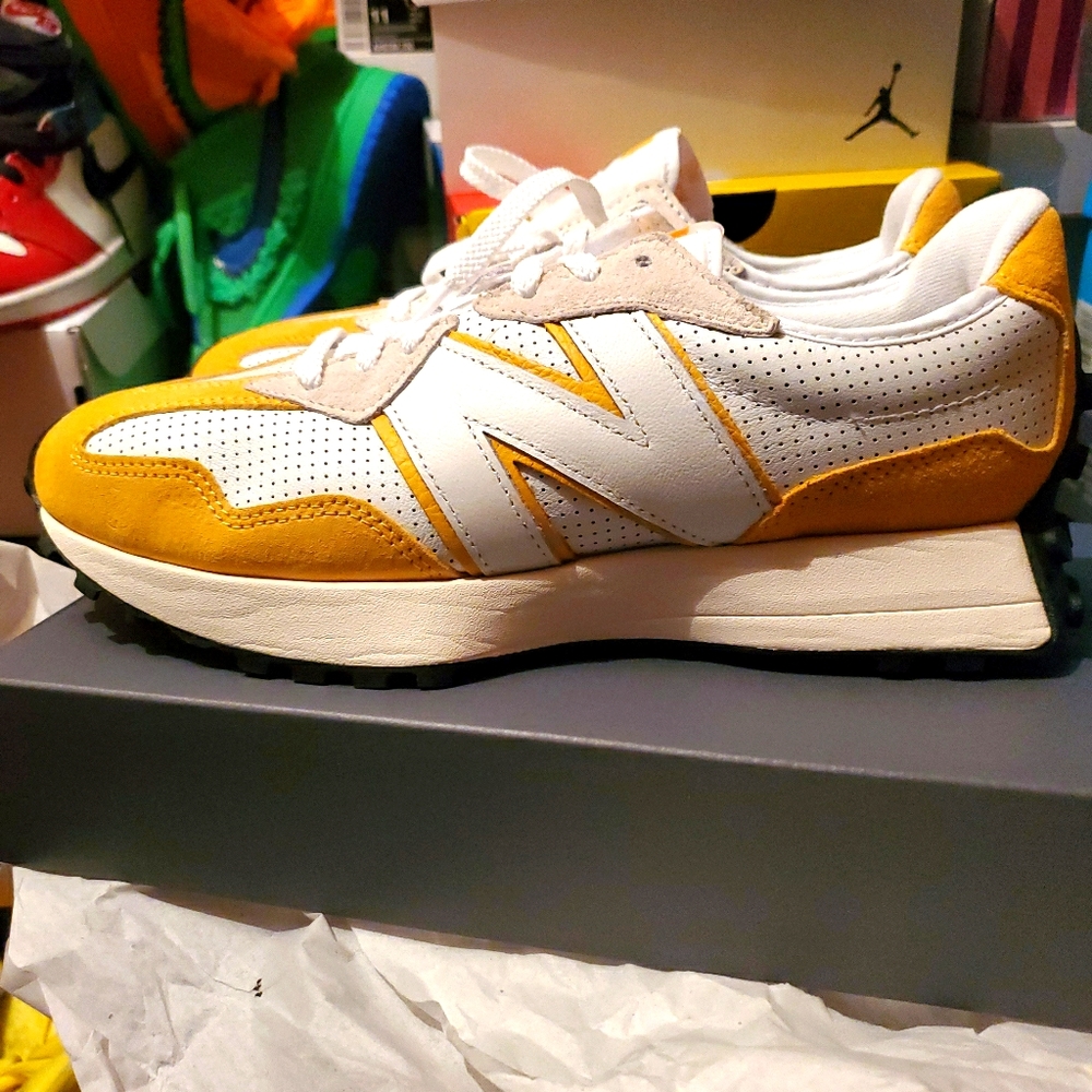 New balance 327